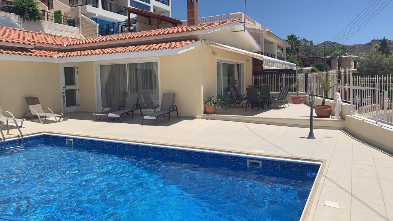 Peyia Palm Villa Pafos Exterior foto