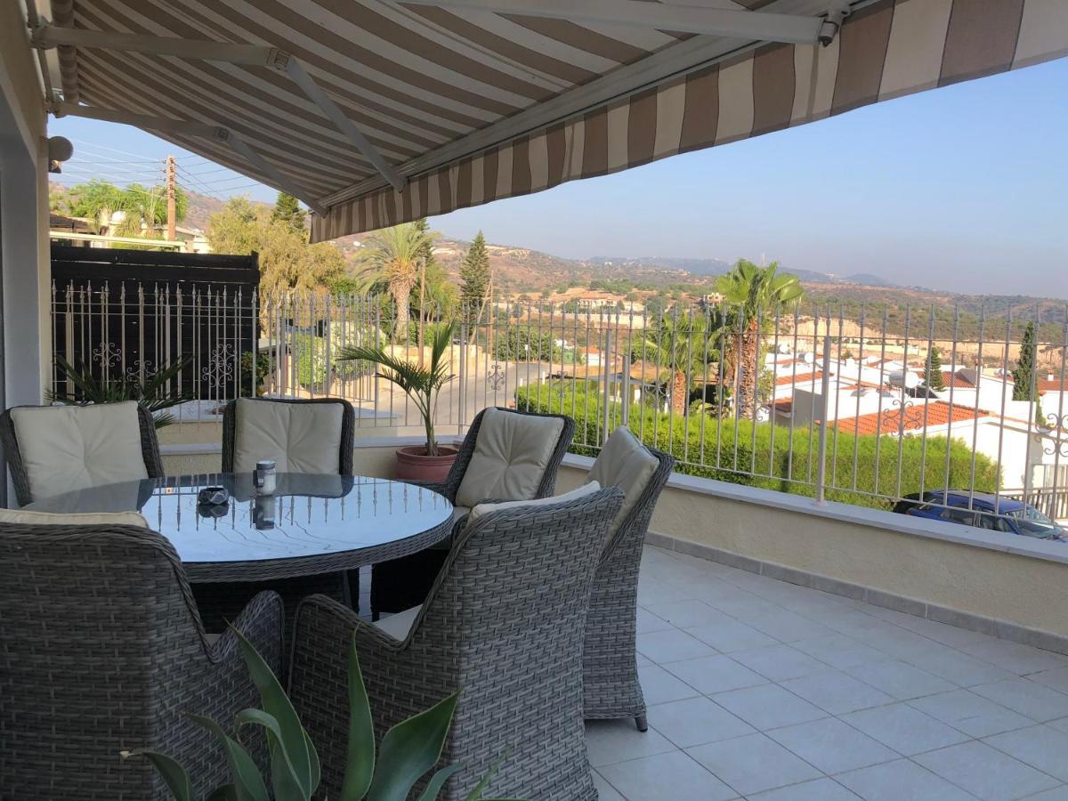 Peyia Palm Villa Pafos Exterior foto